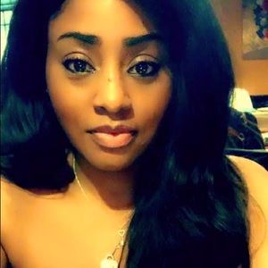 Meet your Posher, Tomeka